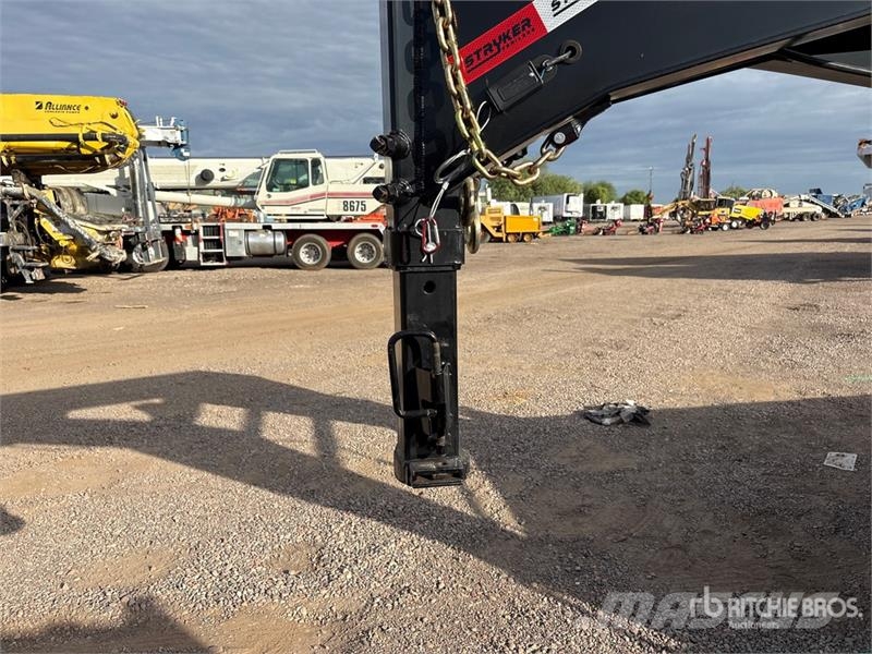 Ascend Industries SA DE CV GN40-16 40 ft T/A Gooseneck Eq Rimorchio per il trasporto di veicoli