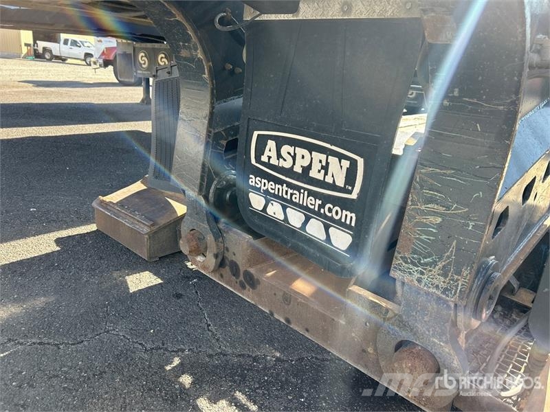 Aspen HHT/RL 55 ton Tri/A Removable Gooseneck Lowboy Tra Caricatore basso