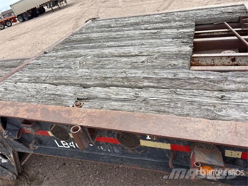 Aspen Tri/A Lowboy Trailer Maskinhenger