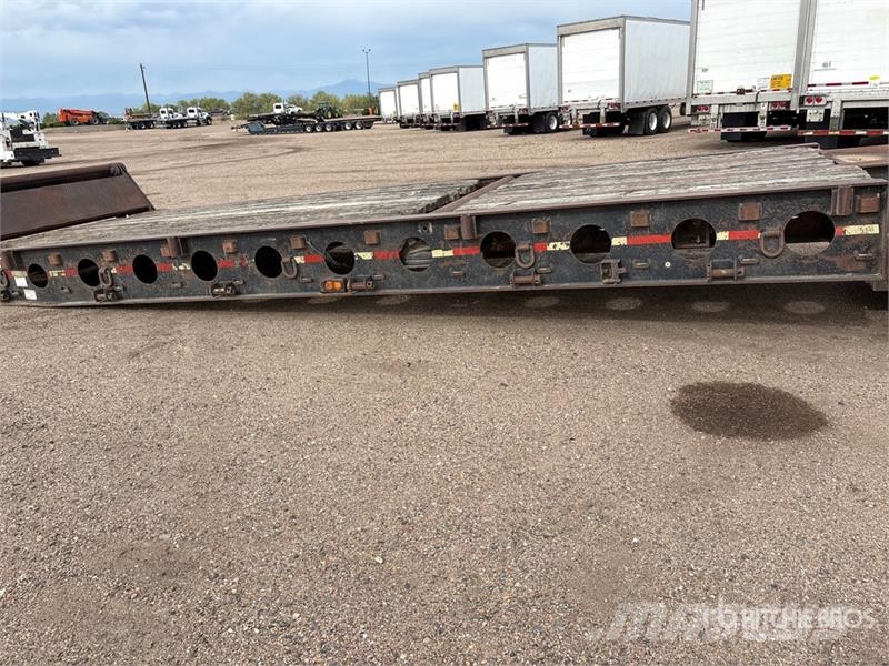 Aspen Tri/A Lowboy Trailer Maskinhenger