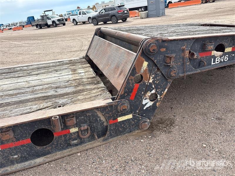 Aspen Tri/A Lowboy Trailer Maskinhenger