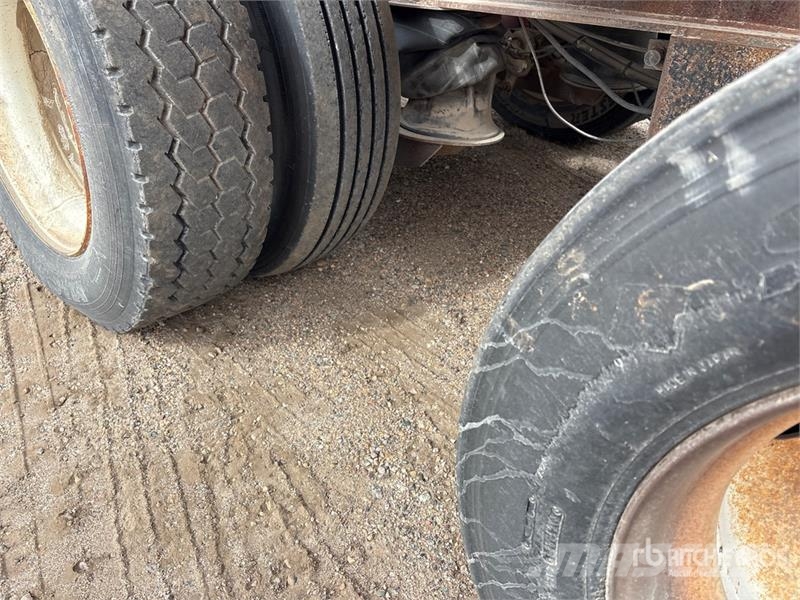 Aspen Tri/A Lowboy Trailer Maskinhenger