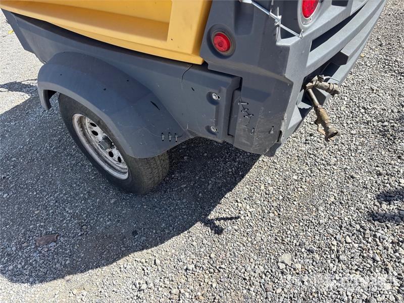 Atlas Copco 185 Mobile Air Compressor (Inoperable) Kompresorji