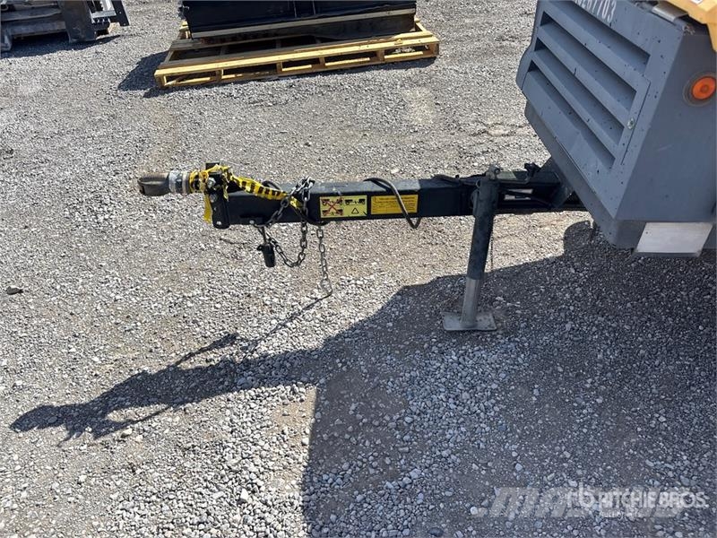 Atlas Copco 185 Mobile Air Compressor (Inoperable) Kompresorji