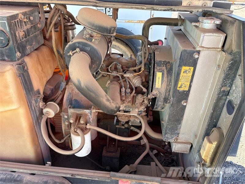 Atlas Copco V4 Rasvetni stubovi