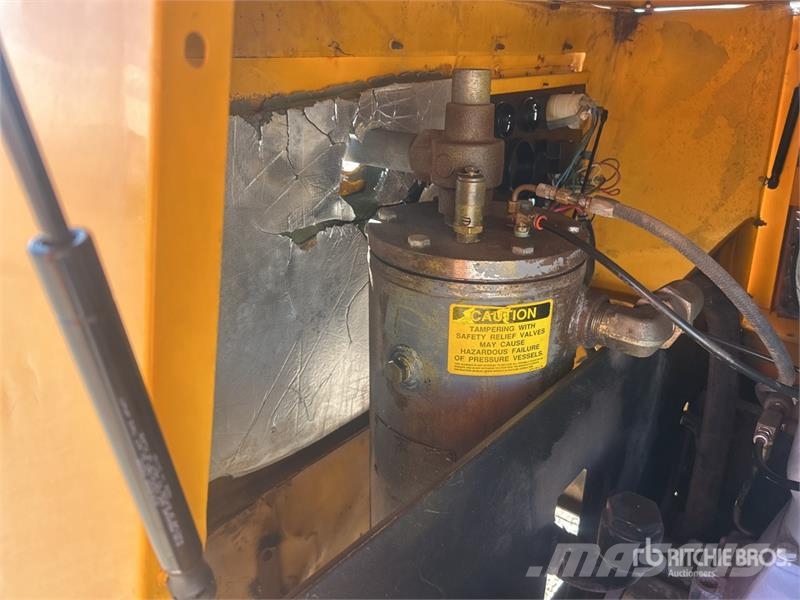 Atlas Copco XAS 185 JD7 コンプレッサー