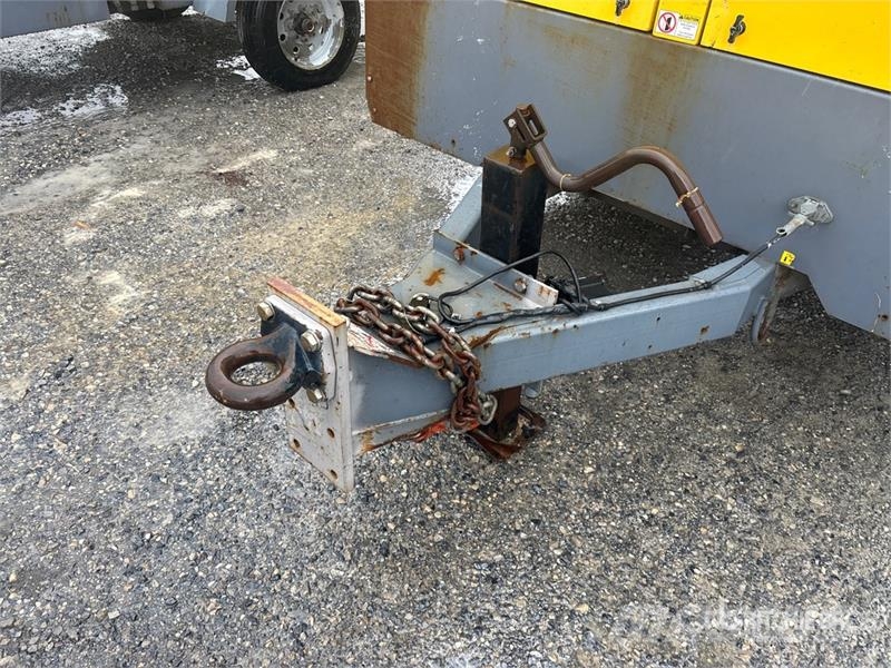 Atlas Copco XAS1800JD8 175 cfm Mobile Air Compressor 콤푸레샤