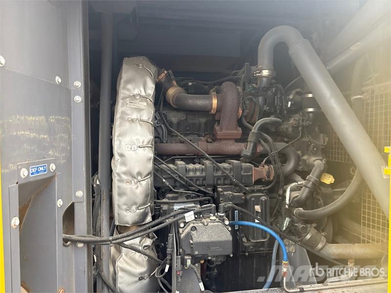 Atlas Copco XAS1800JD8 175 cfm Mobile Air Compressor 콤푸레샤