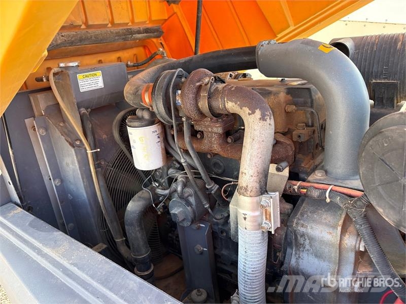 Atlas Copco XAS185JD 185 cfm Mobile Air Compressor 콤푸레샤