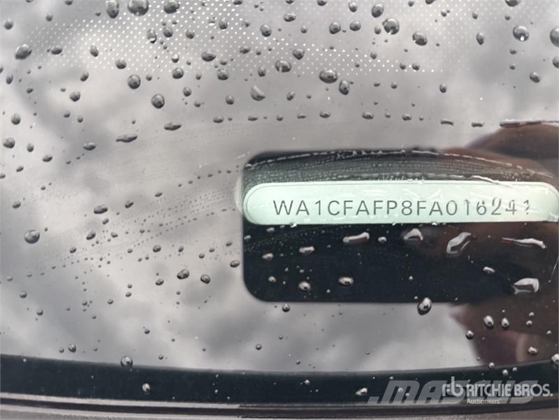 Audi Q5 AWD SUV Automobili
