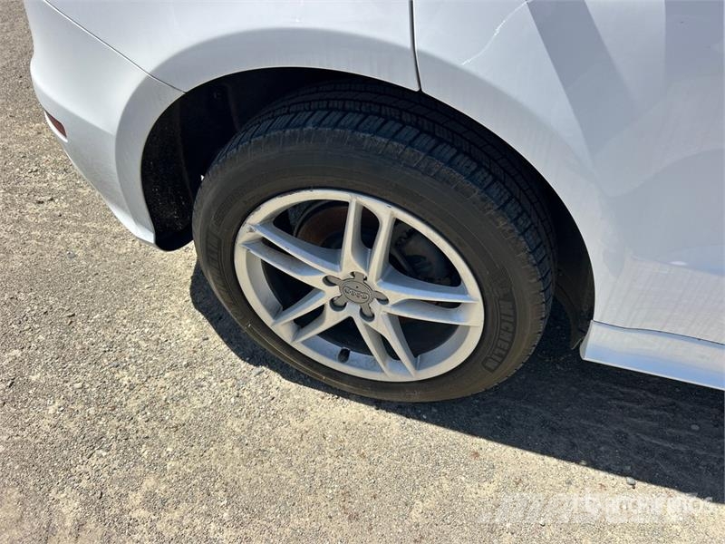 Audi Q5 AWD SUV Cars