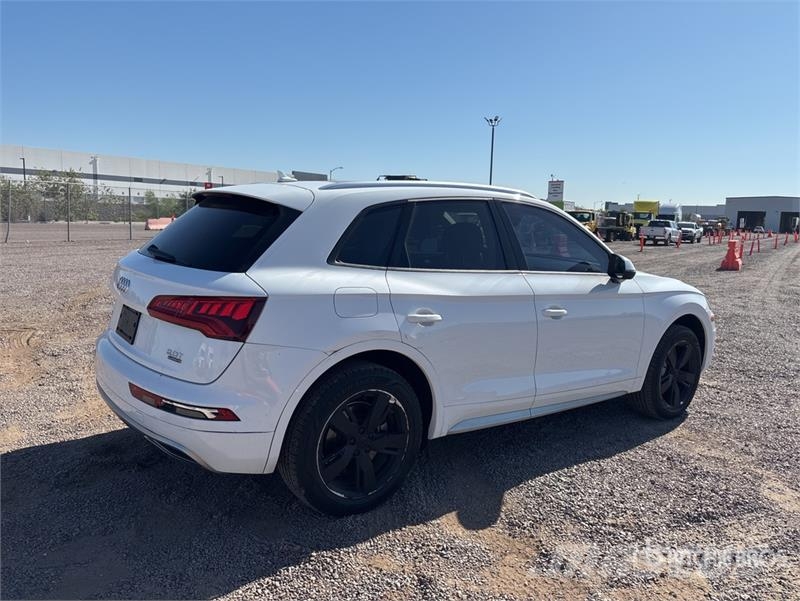 Audi Q5 AWD SUV Lengvieji automobiliai