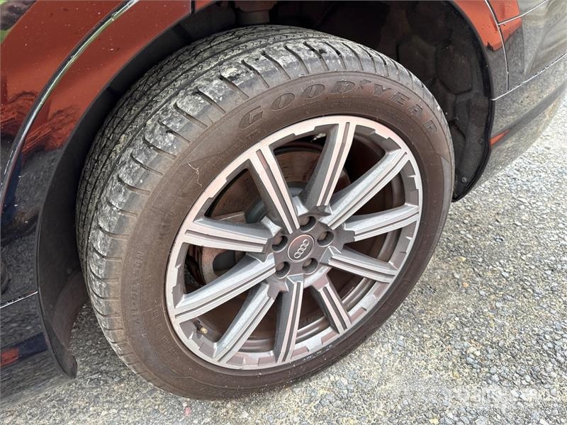 Audi Q7 Osobní vozy