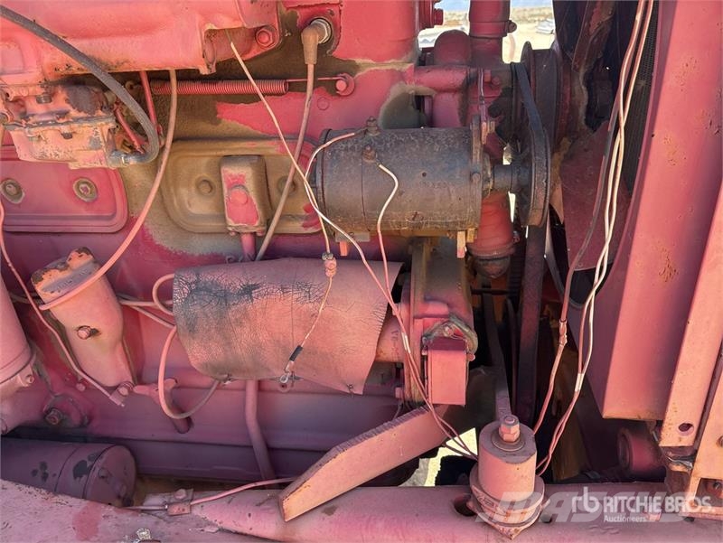 Austin-Western Motor Grader معدات تمهيد الطرق