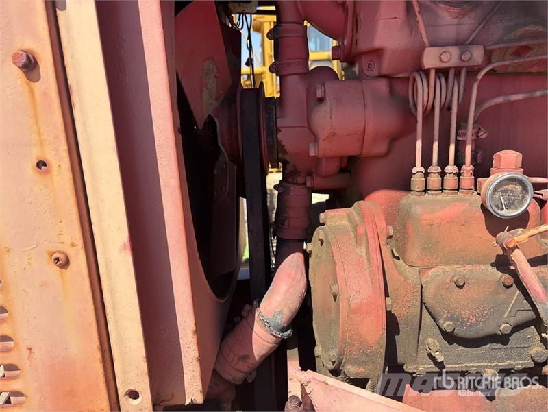 Austin-Western Motor Grader معدات تمهيد الطرق