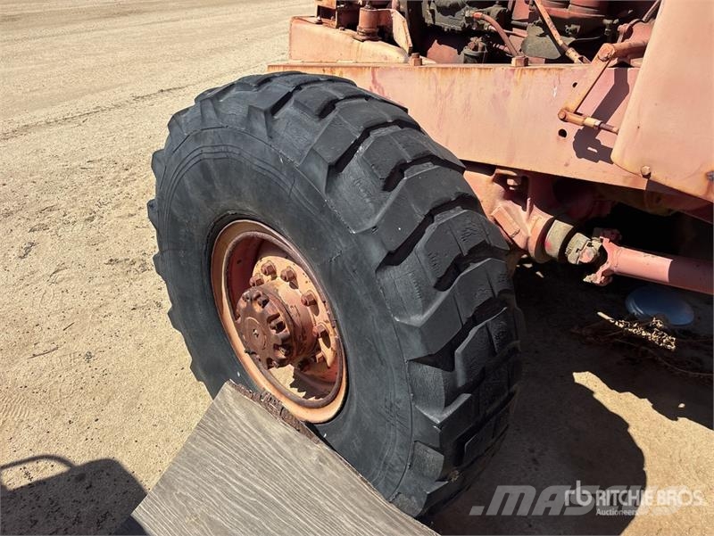 Austin-Western Motor Grader معدات تمهيد الطرق
