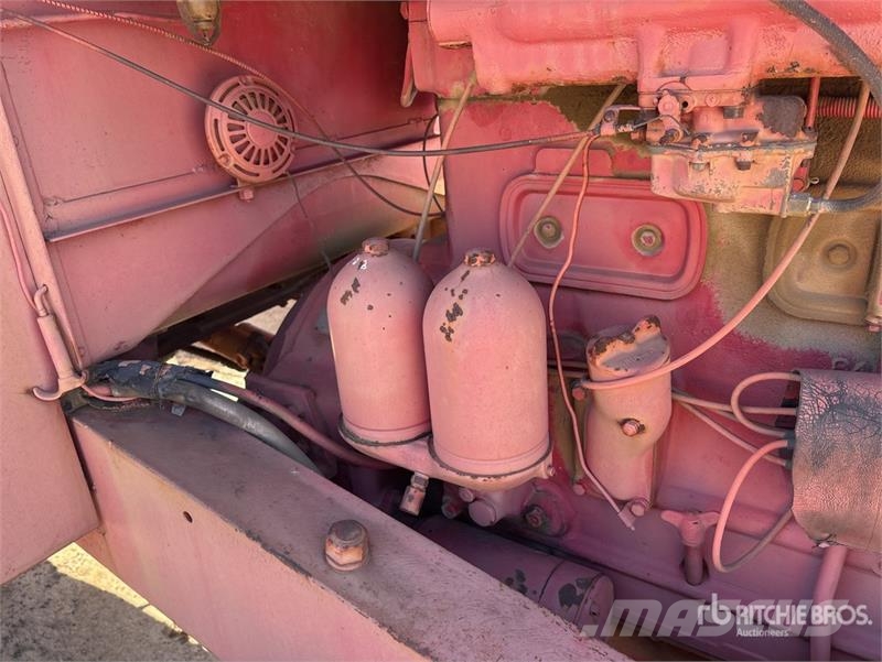 Austin-Western Motor Grader معدات تمهيد الطرق