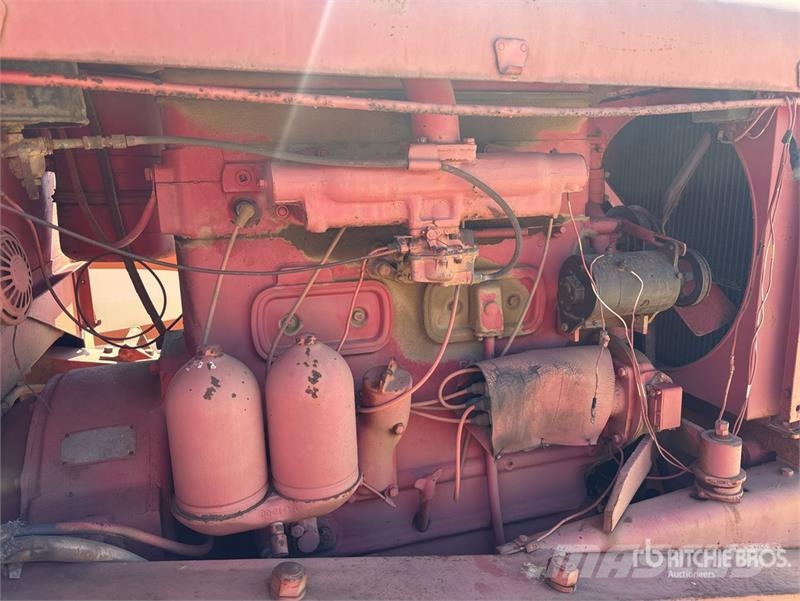 Austin-Western Motor Grader معدات تمهيد الطرق