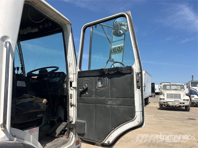 Autocar 6x4 Side Loader Waste Collection Truck 폐기물 수거 트럭