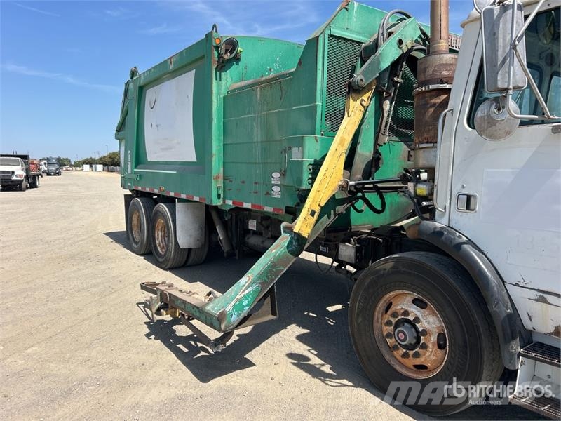 Autocar 6x4 Side Loader Waste Collection Truck 폐기물 수거 트럭