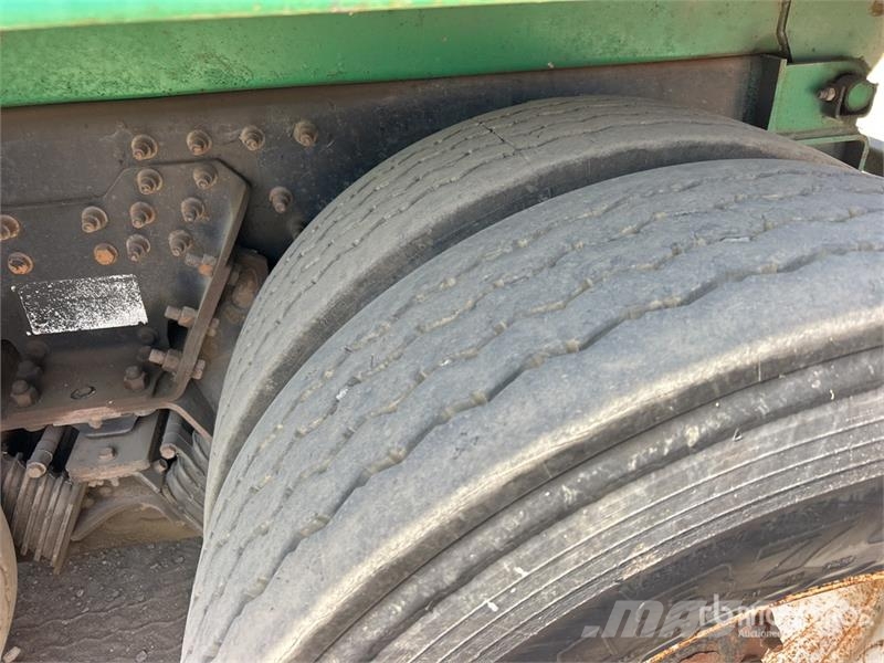 Autocar 6x4 Side Loader Waste Collection Truck 폐기물 수거 트럭