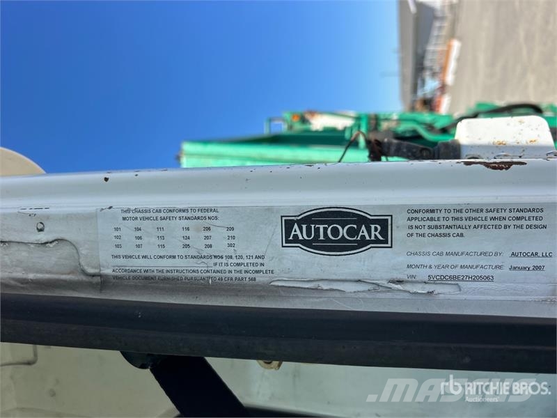 Autocar WX 폐기물 수거 트럭