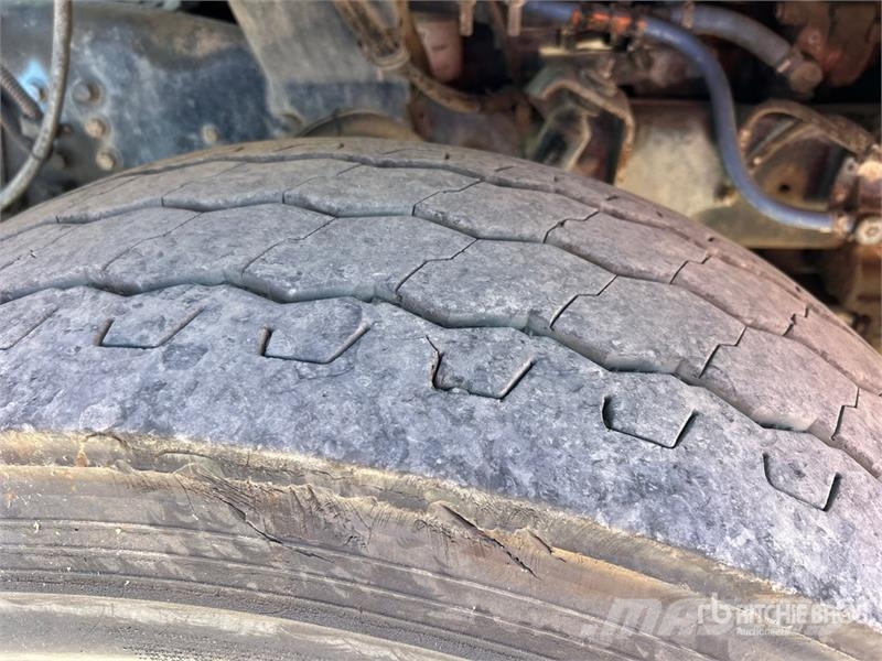 Autocar WX 폐기물 수거 트럭