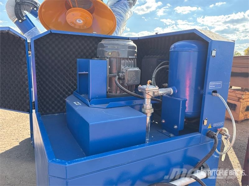  Avani SPC-5000 Electric High-Capacity Mobile Fume  Otra maquinaria agrícola