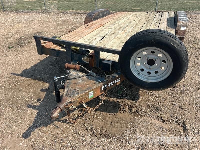 B-Line 16 ft T/A Equipment Trailer Remolques para transporte de vehículos
