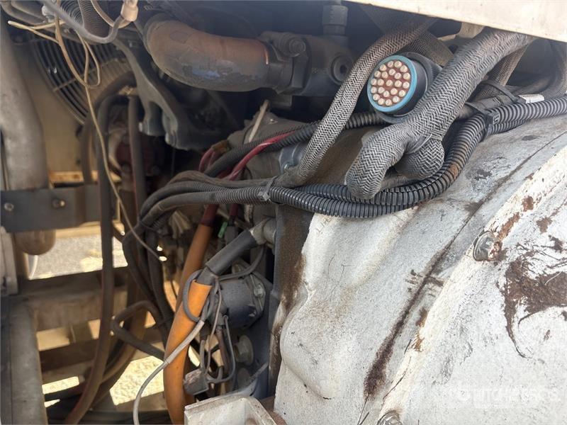 Bandit 1990XP Tow-Behind Wood Chipper Wood chippers