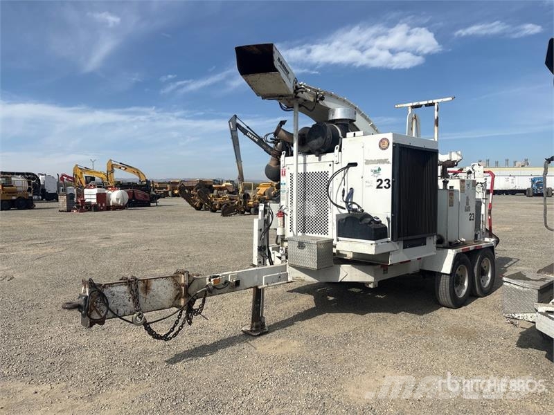 Bandit 1990XP Tow-Behind Wood Chipper Wood chippers