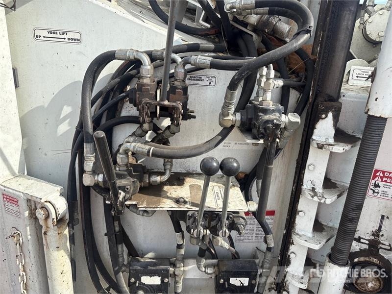 Bandit 1990XP Tow-Behind Wood Chipper Wood chippers