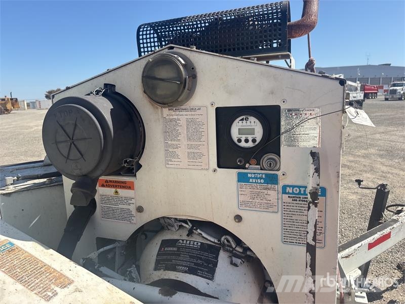Bandit 250XP Tow-Behind Wood Chipper Wood chippers