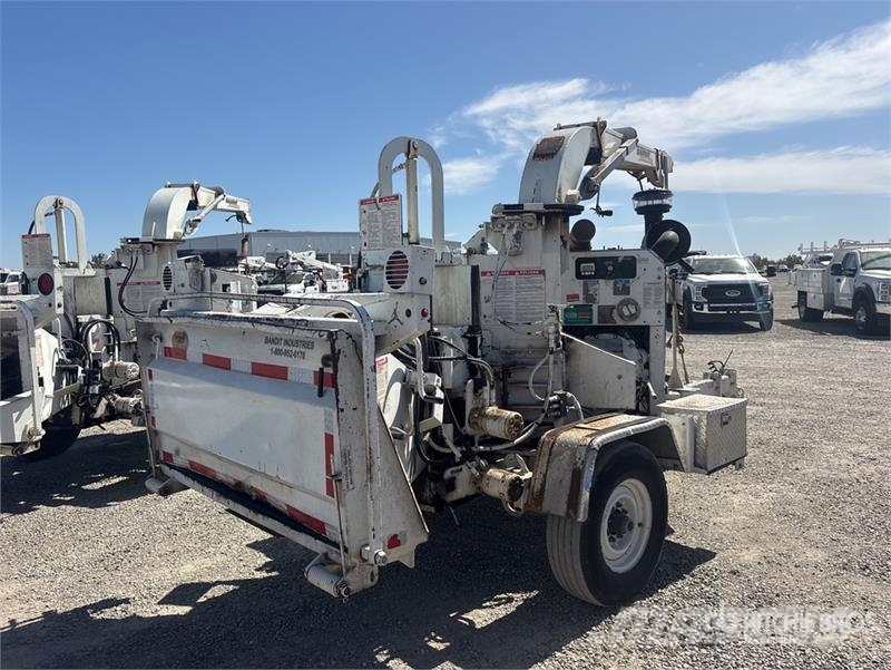 Bandit 250XP Tow-Behind Wood Chipper Haketuskoneet