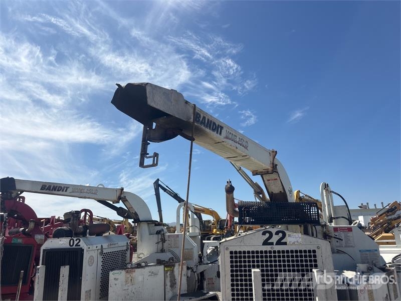 Bandit 250XP Tow-Behind Wood Chipper Puiduhakkurid