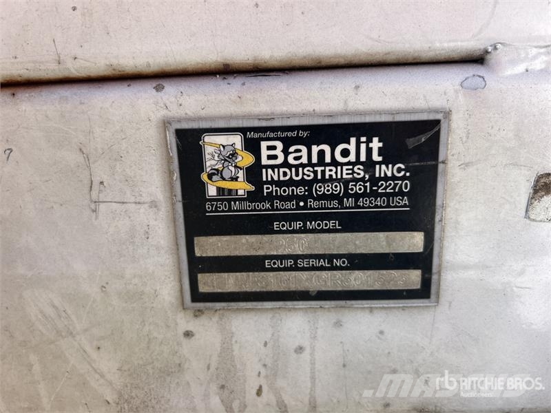 Bandit 250XP Tow-Behind Wood Chipper Wood chippers