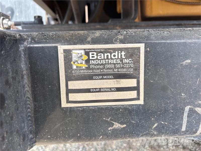 Bandit Intimidator 19XPC Tracked Wood Chipper Wood chippers