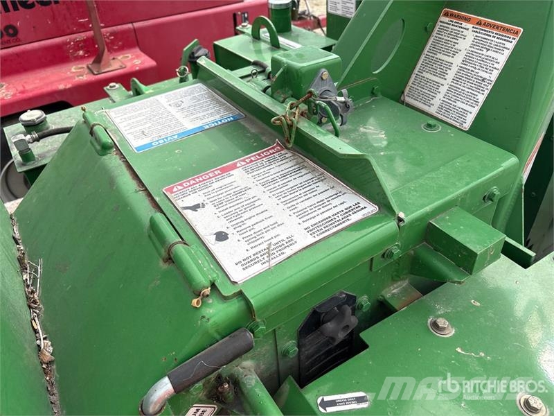 Bandit Tow-Behind Wood Chipper Drobilice drva / čiperi