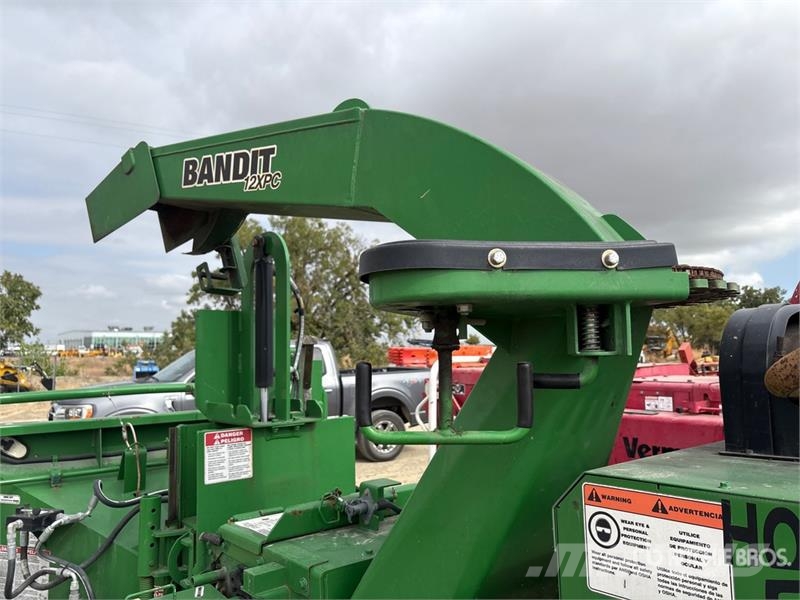 Bandit Tow-Behind Wood Chipper Drobilice drva / čiperi