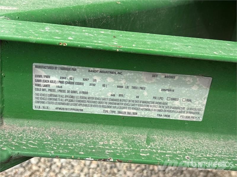 Bandit Tow-Behind Wood Chipper Drobilice drva / čiperi