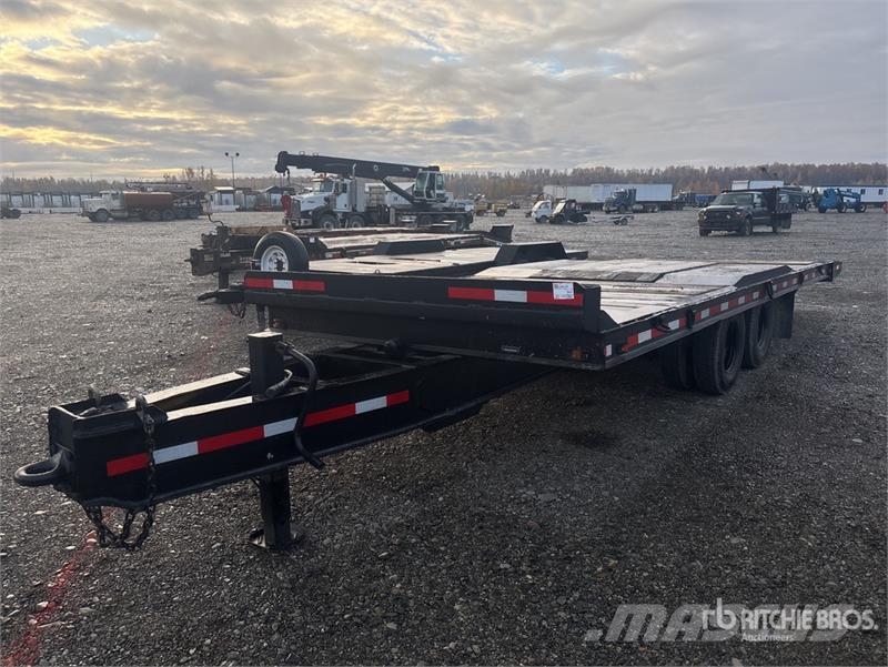 Bar-Bel Fabricating 25 ft T/A Tilt Deck Trailer Низькорамні причепи