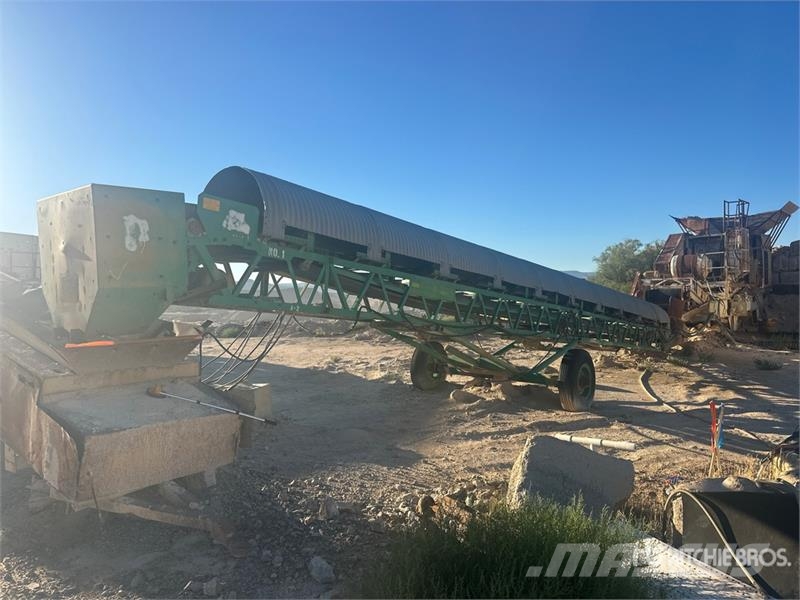 Barber-Greene 30 in x 59 ft Radial Stacking Covered Conveyor 其他