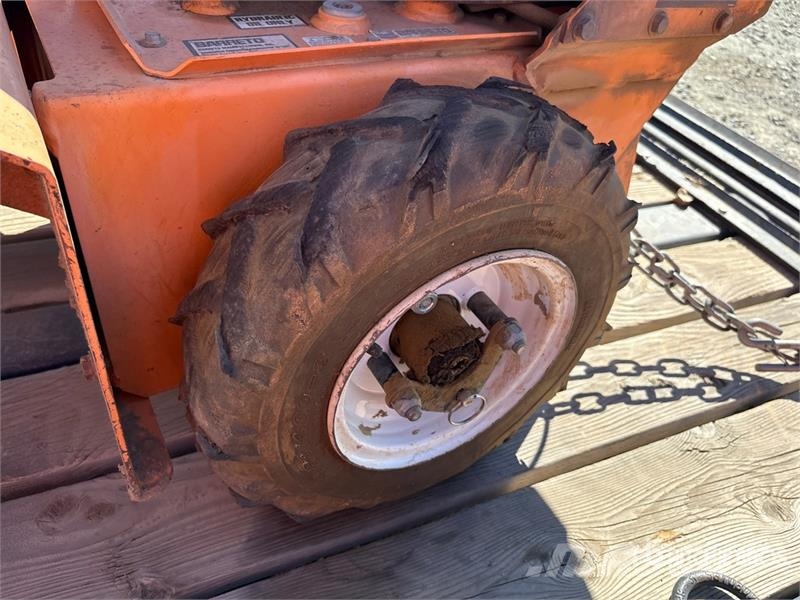 Barreto 912 Trenchers