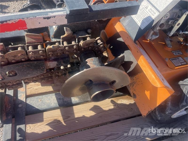 Barreto E924HM-4MS Walk Behind Trencher Koparki łańcuchowe