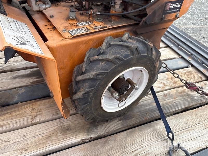 Barreto Walk Behind Trencher 掘溝機