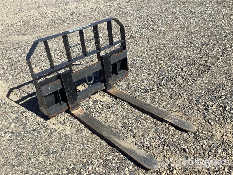  BE 48 in Skid Steer Forks Fourche