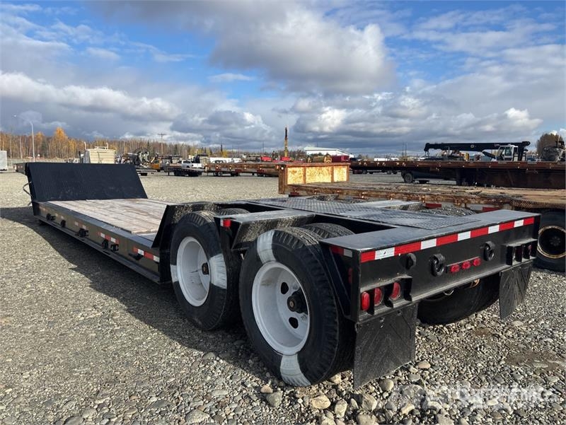  Beale T/A Lowboy Trailer Низкорамные прицепы