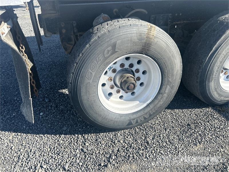 Beall 17 ft 6 in Quad/A Quad/A Pup Dump Trailer 傾卸式拖車