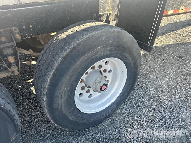 Beall 17 ft 6 in Quad/A Quad/A Pup Dump Trailer 傾卸式拖車