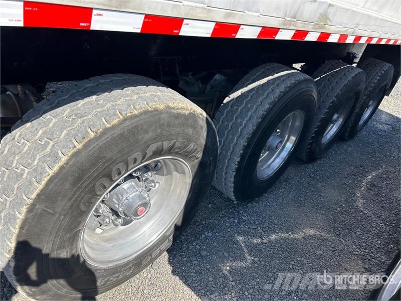 Beall 17 ft 6 in Quad/A Pup Dump Trailer Самоскиди
